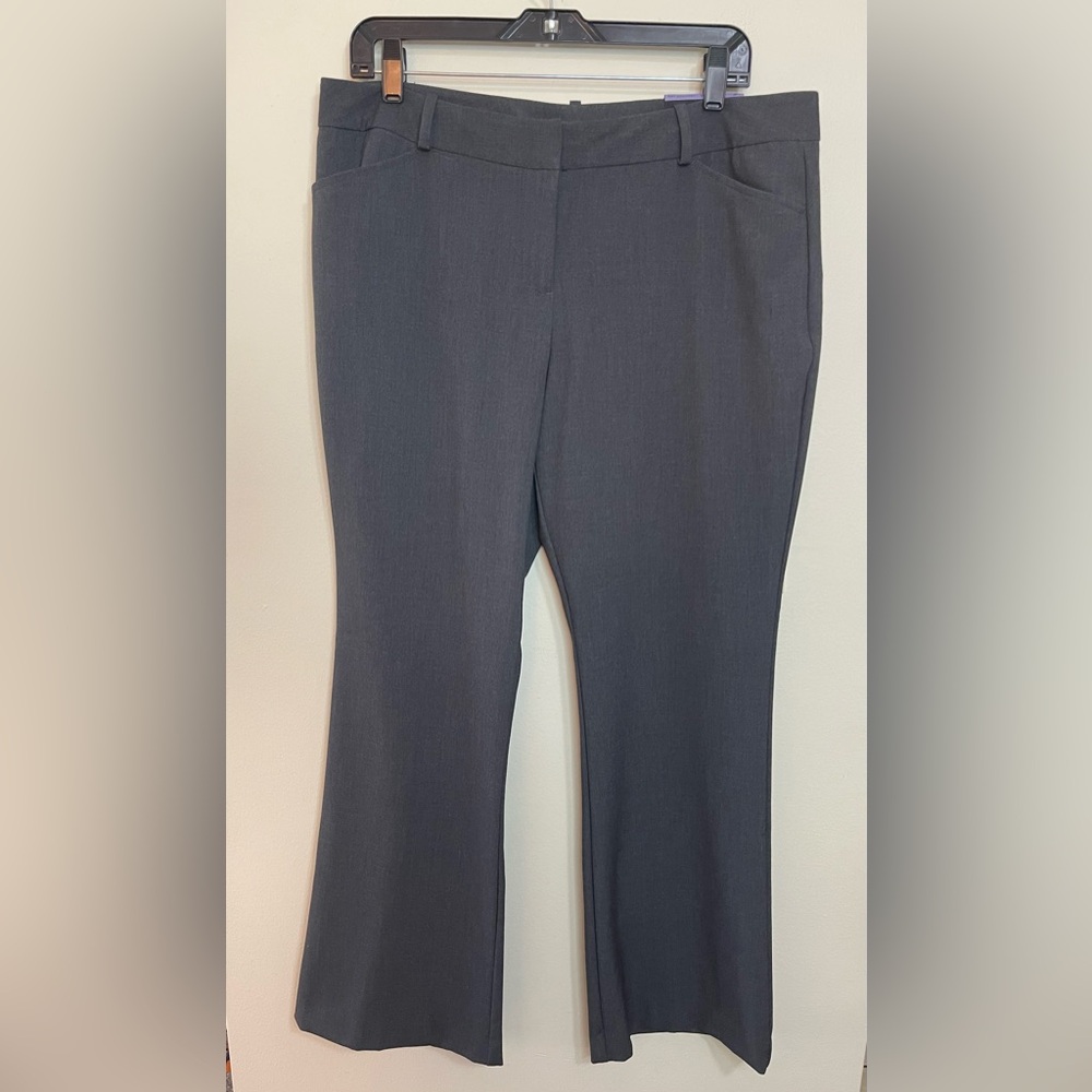 Worthington Women’s Modern Fit Trousers Leg Pant Petite Size 14P. NWT